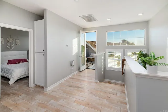 a view of livingroom with hallway and hallway