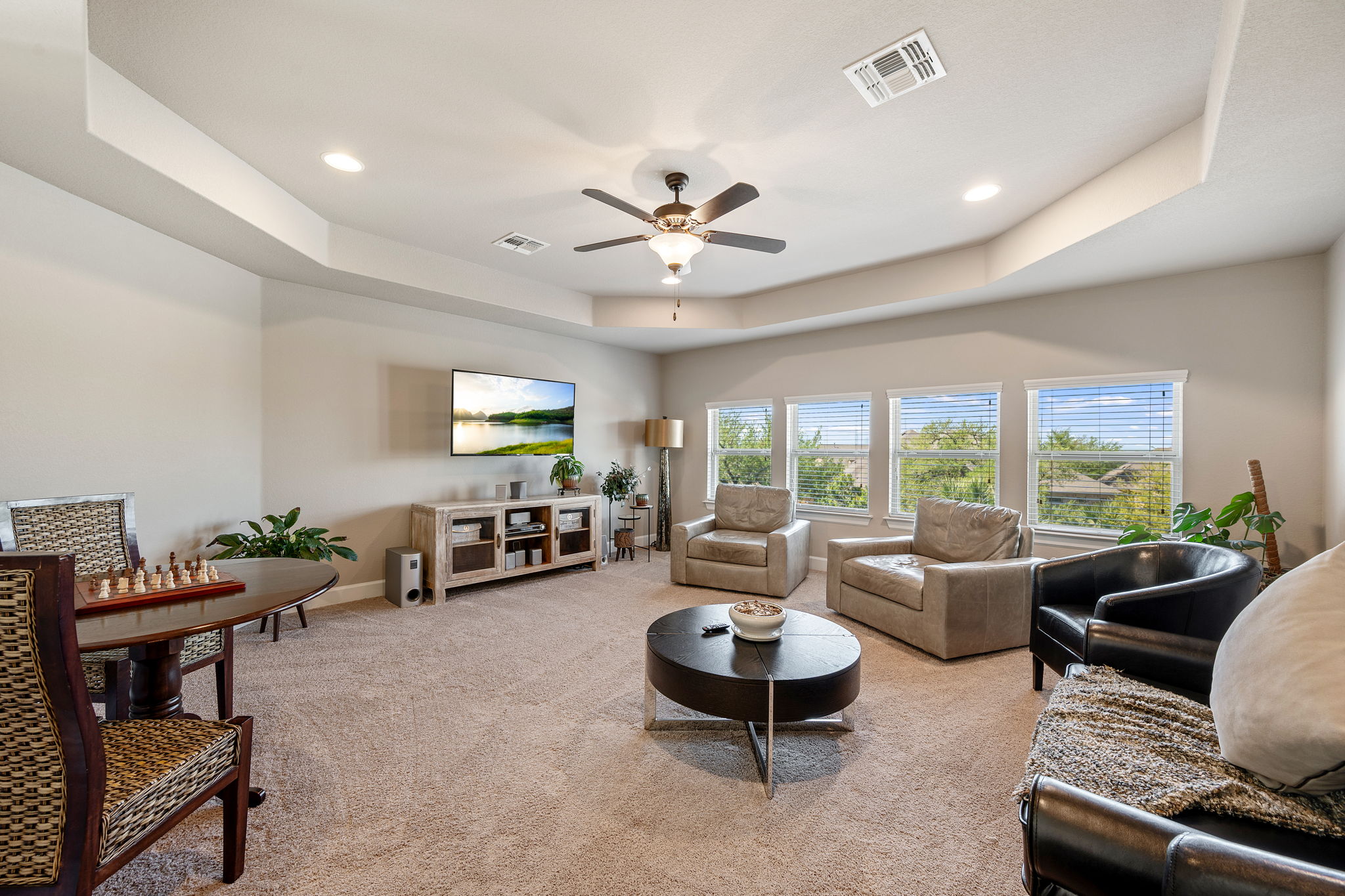4118 Capora Way Round Rock, TX 78681 - Photo 21 of 39 a living room with furniture and a large window