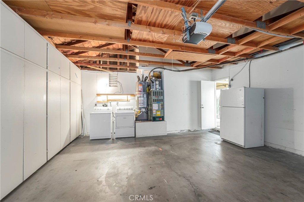 2162 Sweetbriar Road Tustin, CA 92780 - Photo 22 of 33