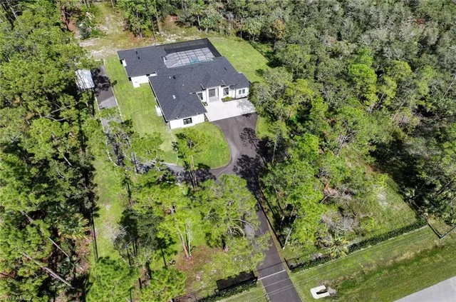 $9,950 | 219 33rd Avenue Northwest, Naples, FL 34120