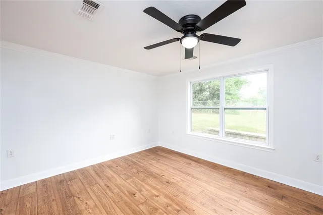 $1,750 | 426 North Holland Street, Bellville, TX 77418