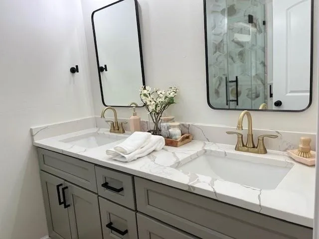 $1,750 | 426 North Holland Street, Bellville, TX 77418