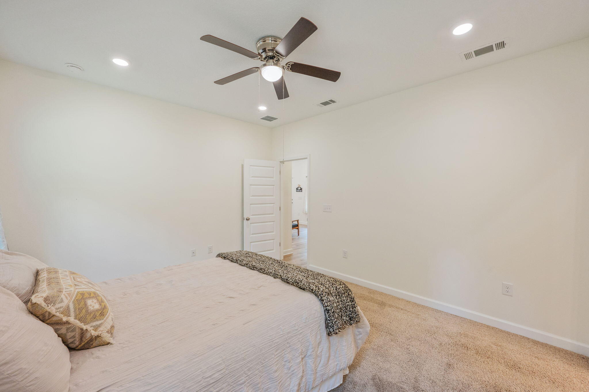 3105 Holley Drive Crestview, FL 32539 - Photo 16 of 33 Primary Suite