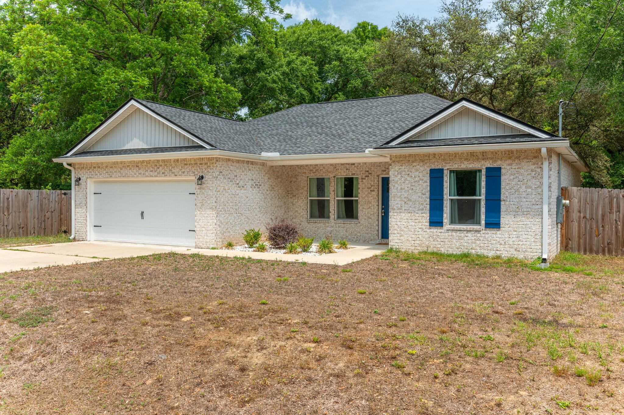 3105 Holley Drive Crestview, FL 32539 - Photo 2 of 33 Front
