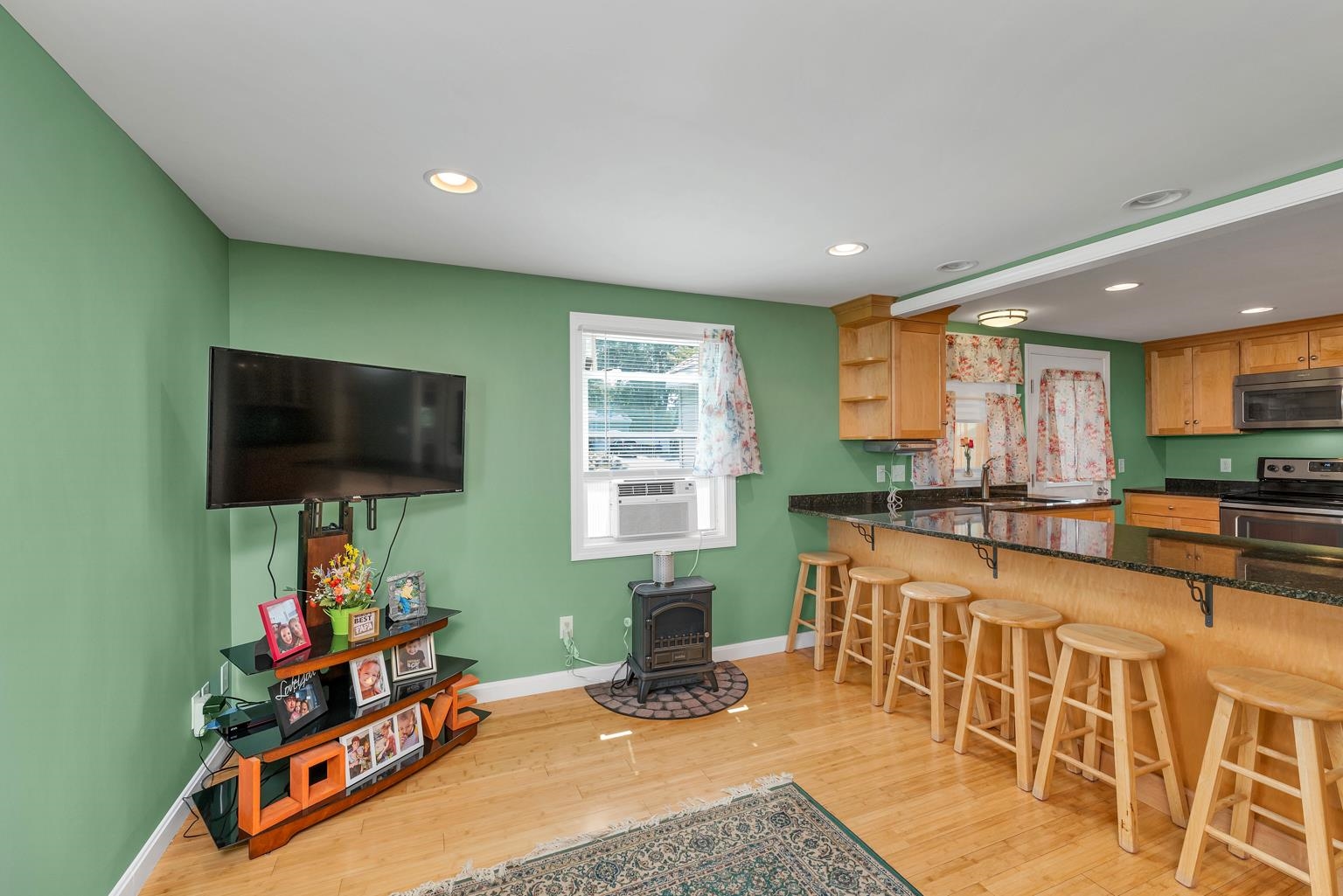 115 Winter Street Laconia, NH 03246 - Photo 38 of 41