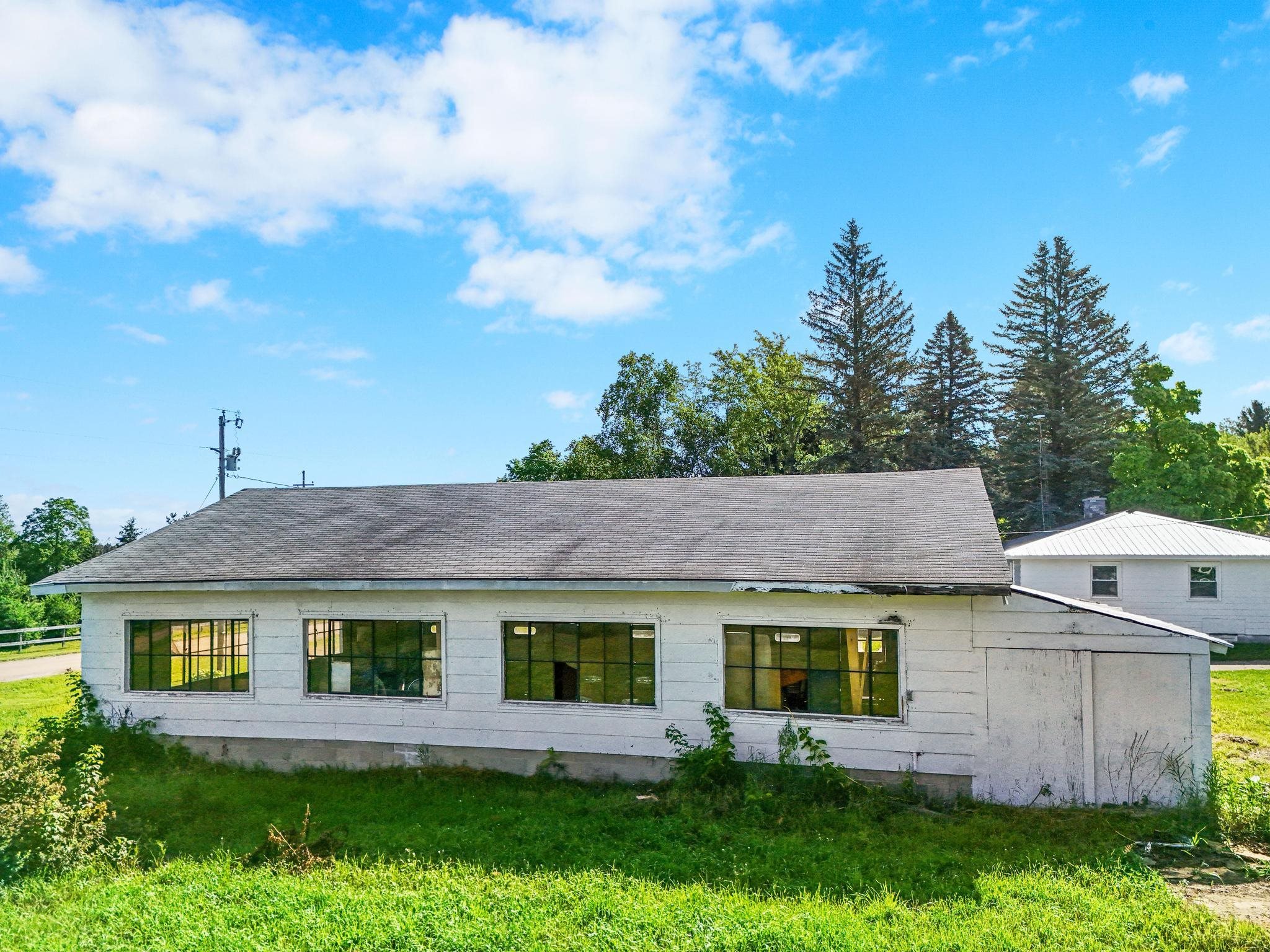 4275 West Mill Road Grawn, MI 49637 - Photo 23 of 57