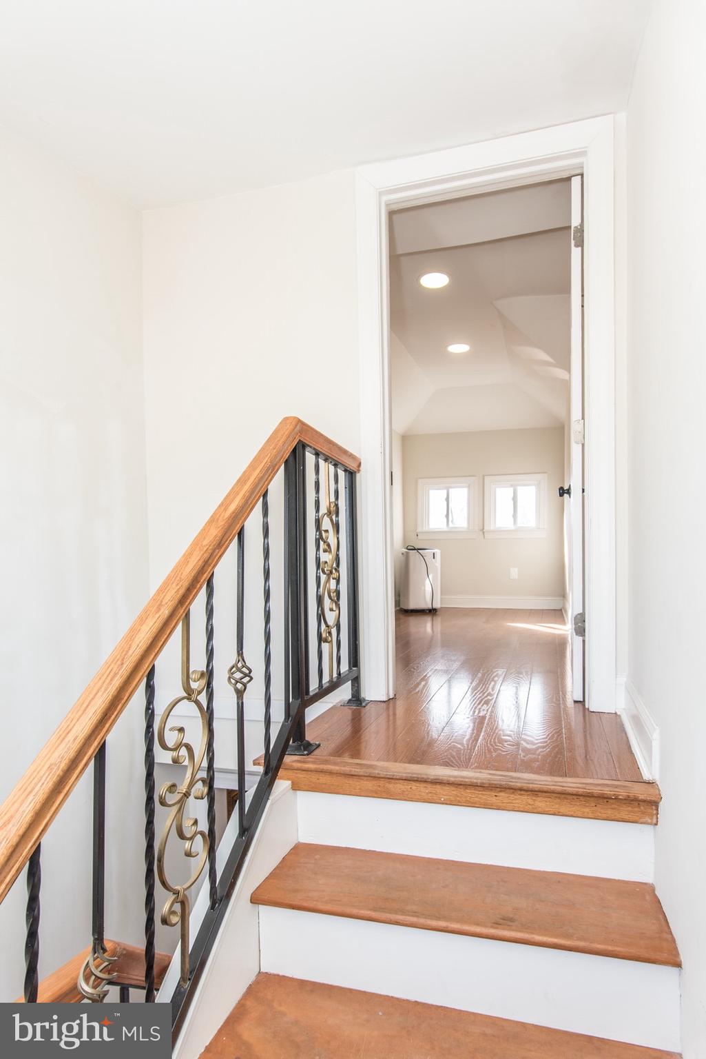 7400 Claridge Street Philadelphia, PA 19111 - Photo 29 of 43