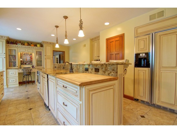 14 Runawit Road Exeter, NH 03833 - Photo 13 of 33