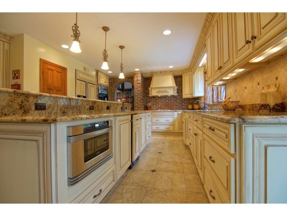 14 Runawit Road Exeter, NH 03833 - Photo 10 of 33