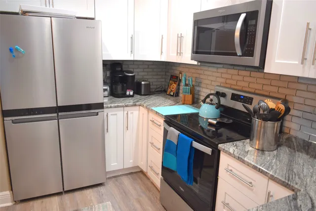 $380,000 | 101 Pelican Place, Unit 4, Surfside Beach, TX 77541