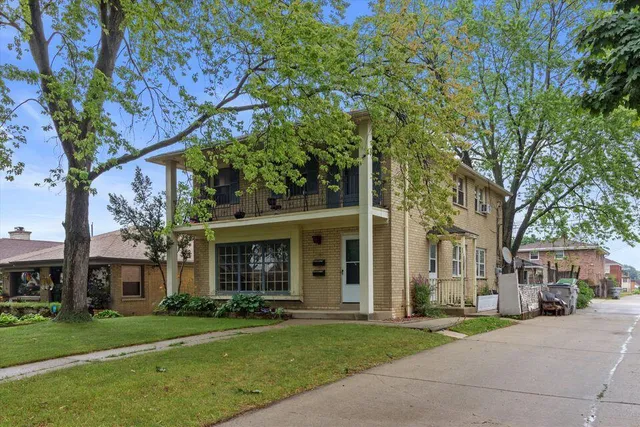 $285,000 | 4020 North 88th Street, Unit 4022, Milwaukee, WI 53222