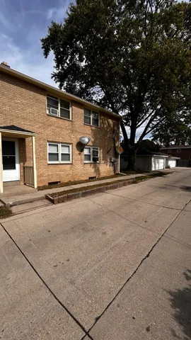$285,000 | 4020 North 88th Street, Unit 4022, Milwaukee, WI 53222