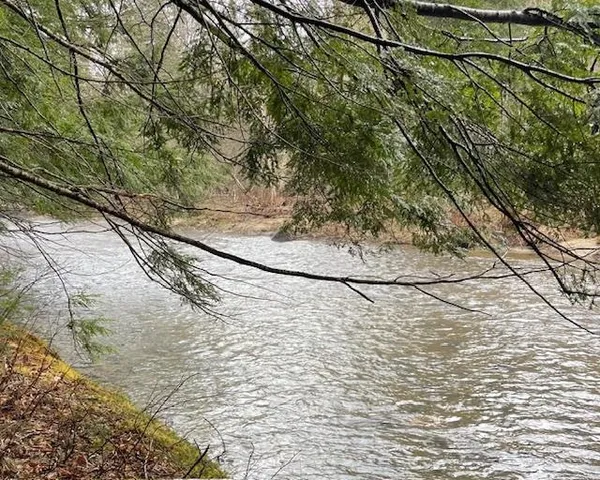 $127,000 | 191 Pingree Park Lane, Londonderry, VT 05148