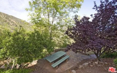 $1,795,000 | 24734 West Saddle Peak Road, Malibu, CA 90265