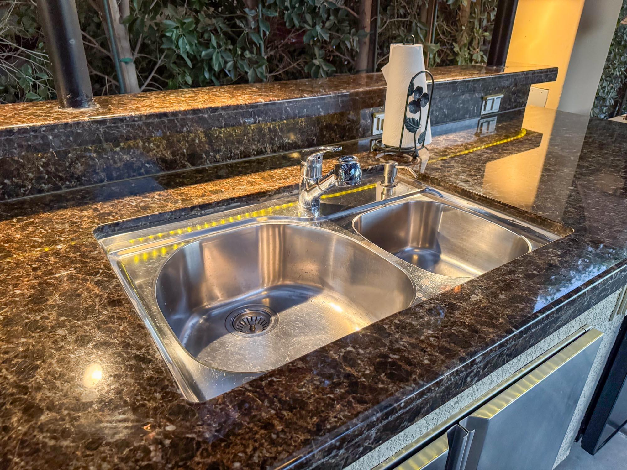80394 Ave 48, Unit 244 Indio, CA 92201 - Photo 8 of 25 a close view of sink