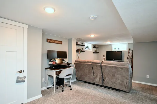 $245,000 | 1565 West King Street, Winona, MN 55987