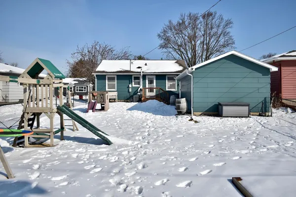 $245,000 | 1565 West King Street, Winona, MN 55987