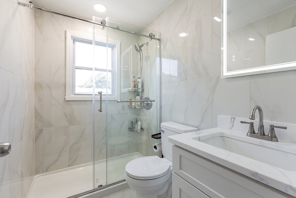 10 Michael Road Randolph, MA 02368 - Photo 6 of 22 Gallery Image 6