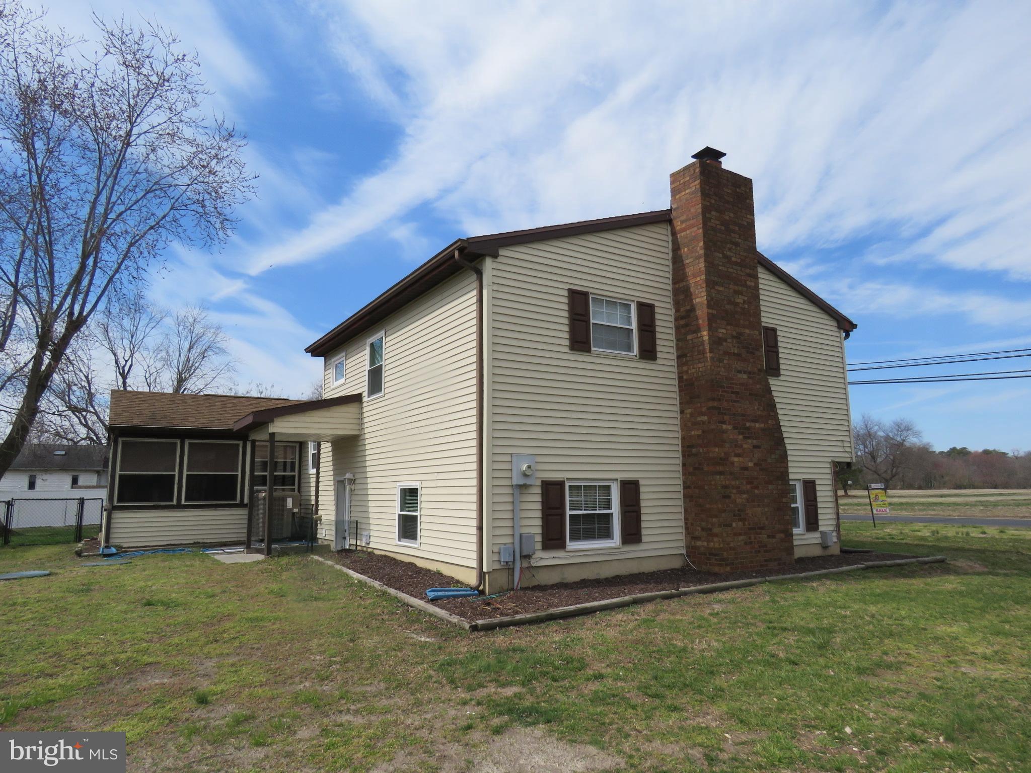 10976 Delaware Avenue Laurel, DE 19956 - Photo 4 of 56 RIGHT SIDE AND REAR