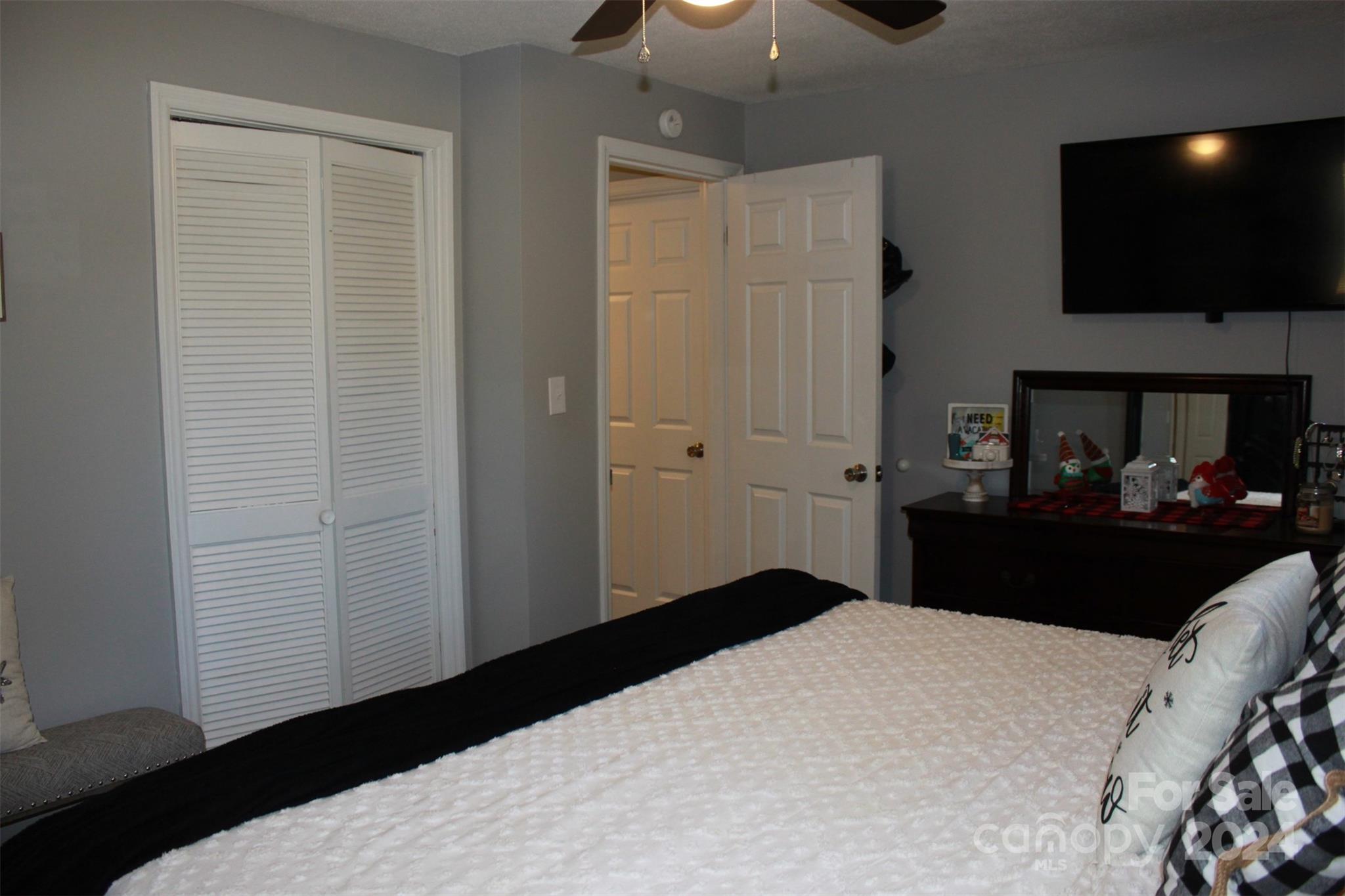 327 Chesterfield Road Mooresboro, NC 28114 - Photo 13 of 44 Gallery Image 13
