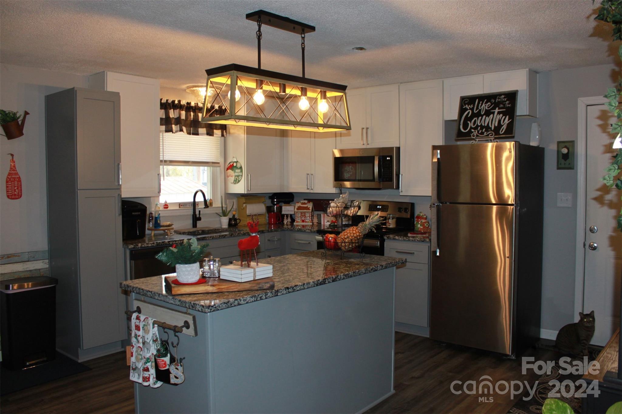 327 Chesterfield Road Mooresboro, NC 28114 - Photo 6 of 44 Gallery Image 6