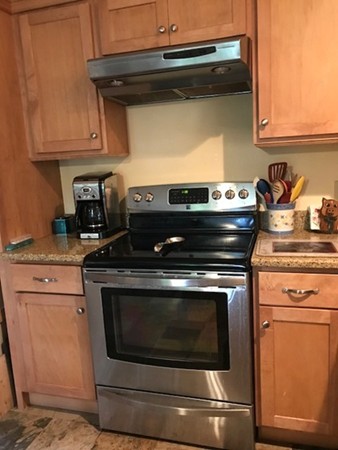 29 Old Nahant Road Wakefield, MA 01880 - Photo 8 of 28 Gallery Image 8