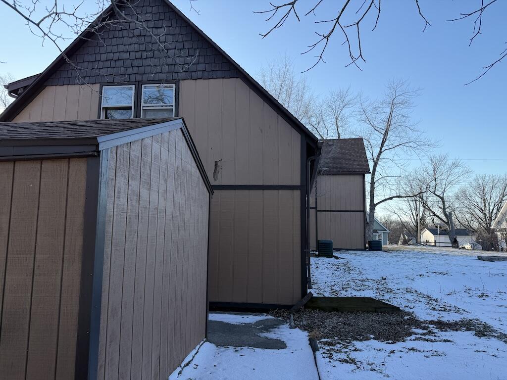 322 Burnham Street Lowell, IN 46356 - Photo 18 of 23 1024x768