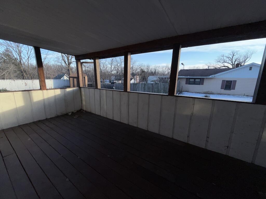 322 Burnham Street Lowell, IN 46356 - Photo 5 of 23 1024x768