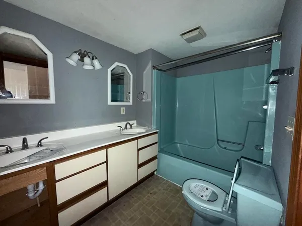 $240,000 | 322 Burnham Street, Lowell, IN 46356