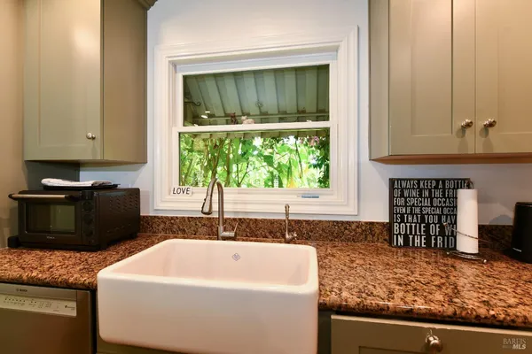 $4,850 | 4 Ramona Avenue, Napa, CA 94559