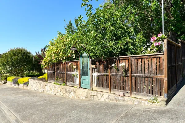 $4,850 | 4 Ramona Avenue, Napa, CA 94559
