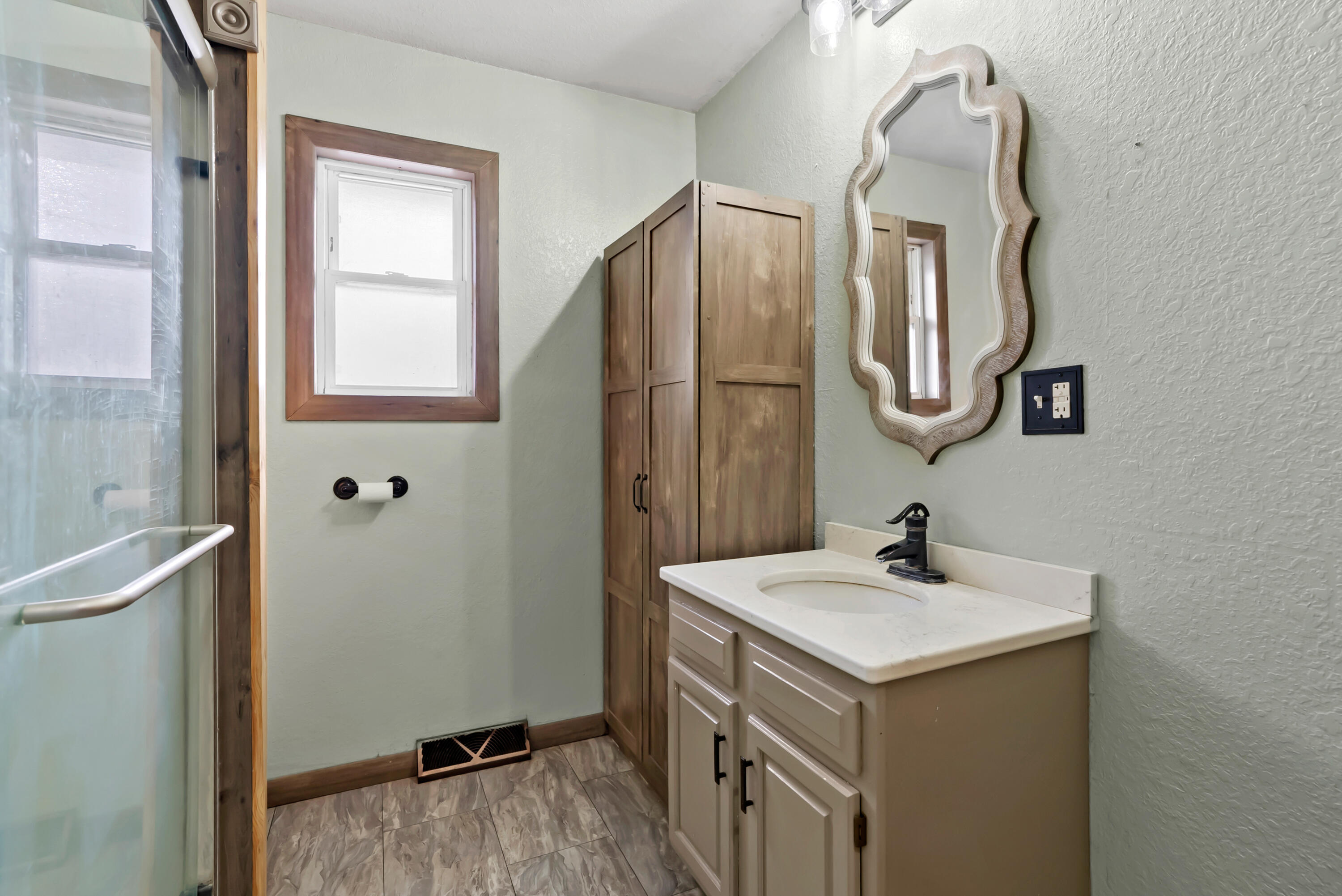 633 Oak Athens, MI 49011 - Photo 12 of 32 Oak 633 Athens 49011-12