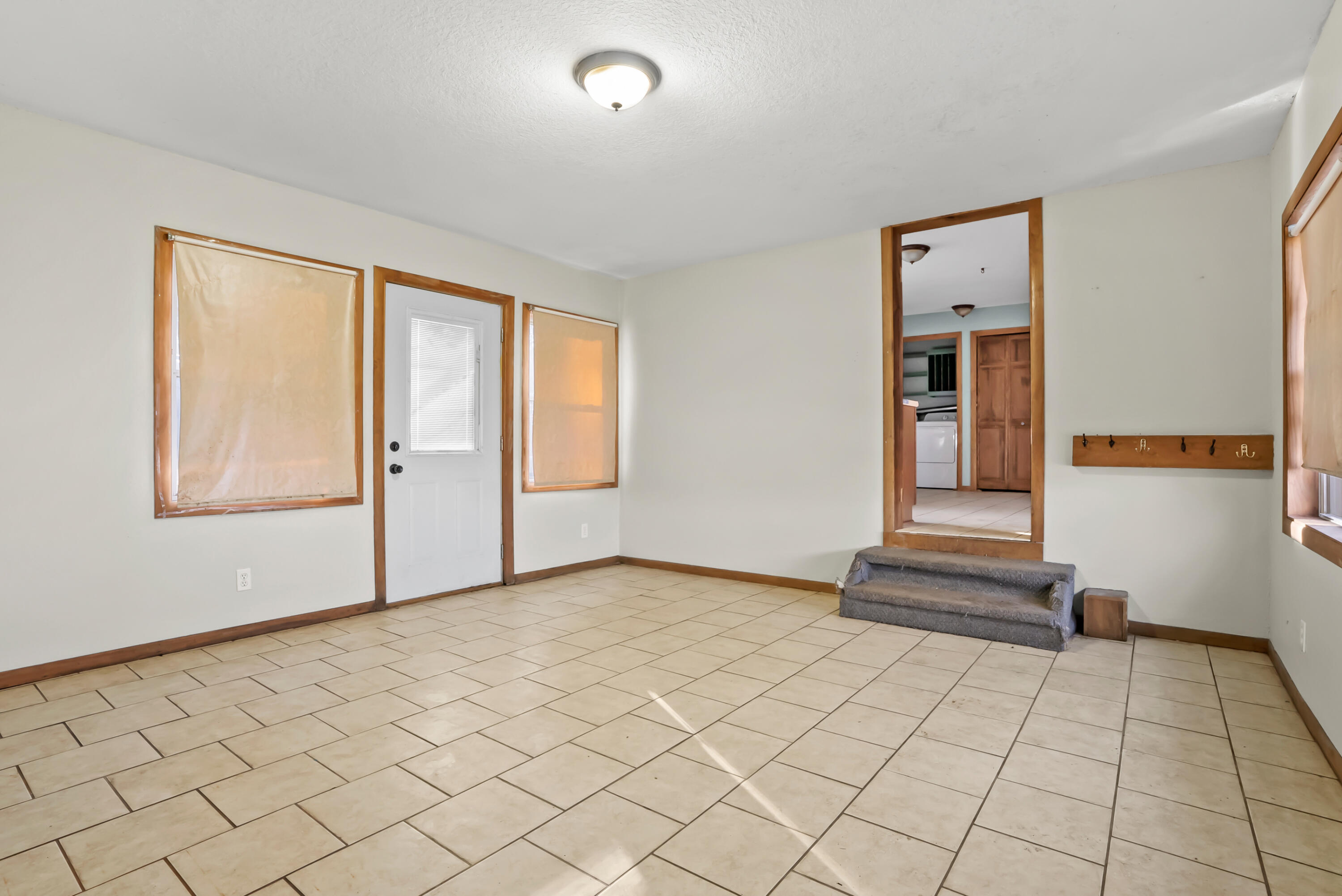 633 Oak Athens, MI 49011 - Photo 2 of 32 Oak 633 Athens 49011-2