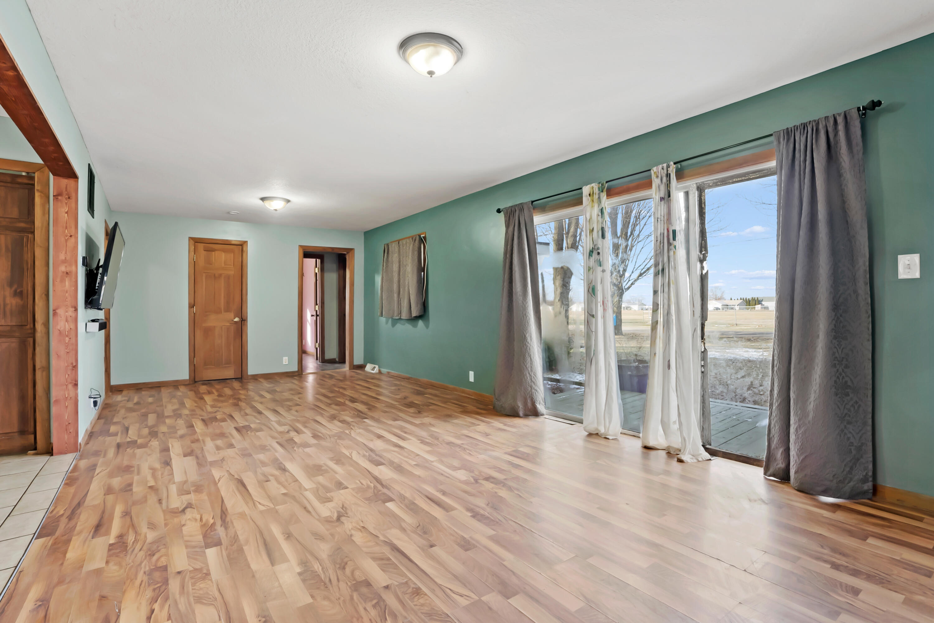 633 Oak Athens, MI 49011 - Photo 4 of 32 Oak 633 Athens 49011-4