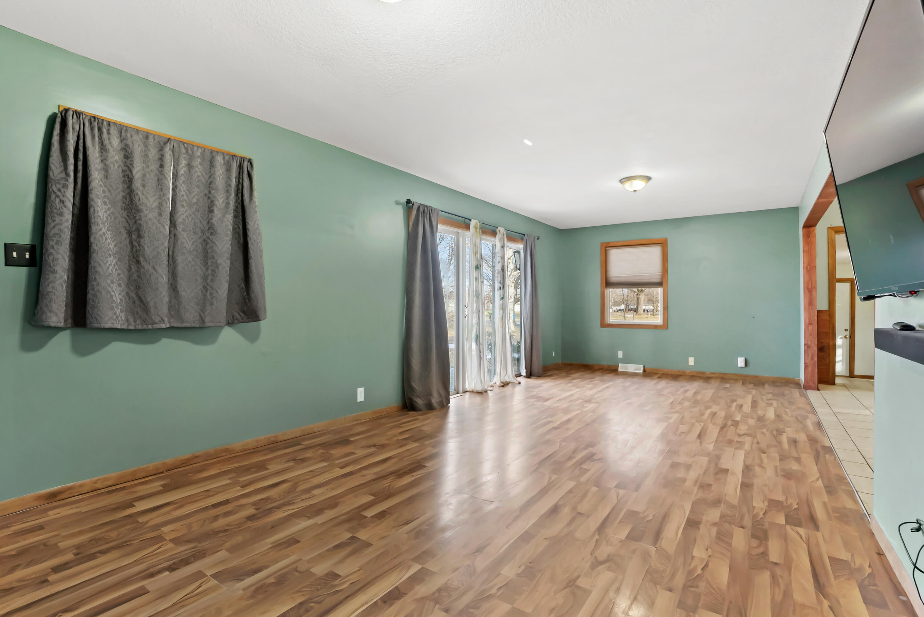 633 Oak Athens, MI 49011 - Photo 7 of 32 Oak 633 Athens 49011-7