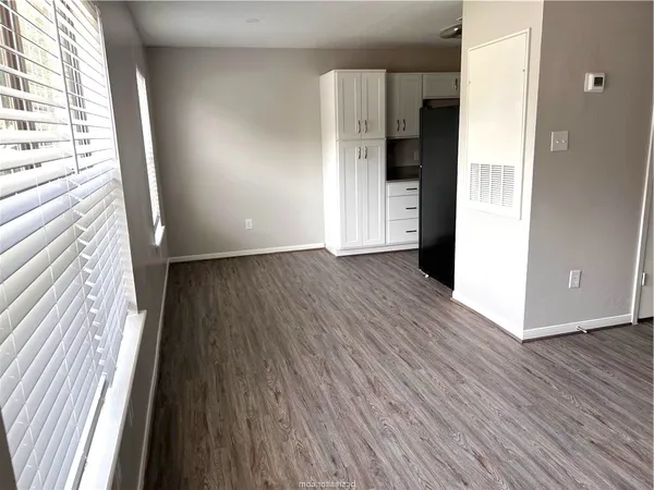 $1,450 | 619 West Ridge Drive, College Station, TX 77845