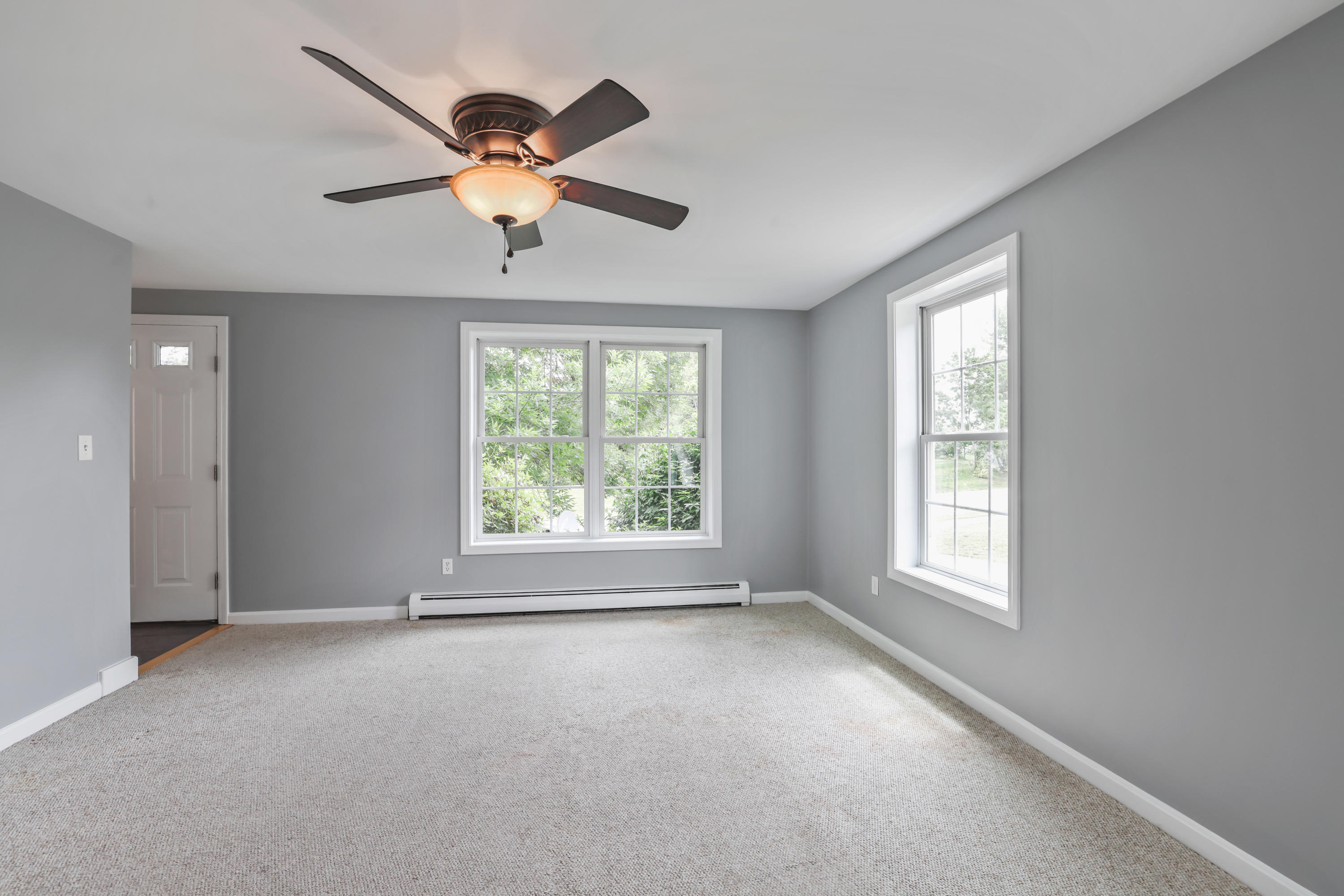 22 Ryan Road Saco, ME 04072 - Photo 9 of 20 Living Room