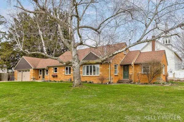 $525,000 | 2475 85th Street Southwest, Byron Center, MI 49315