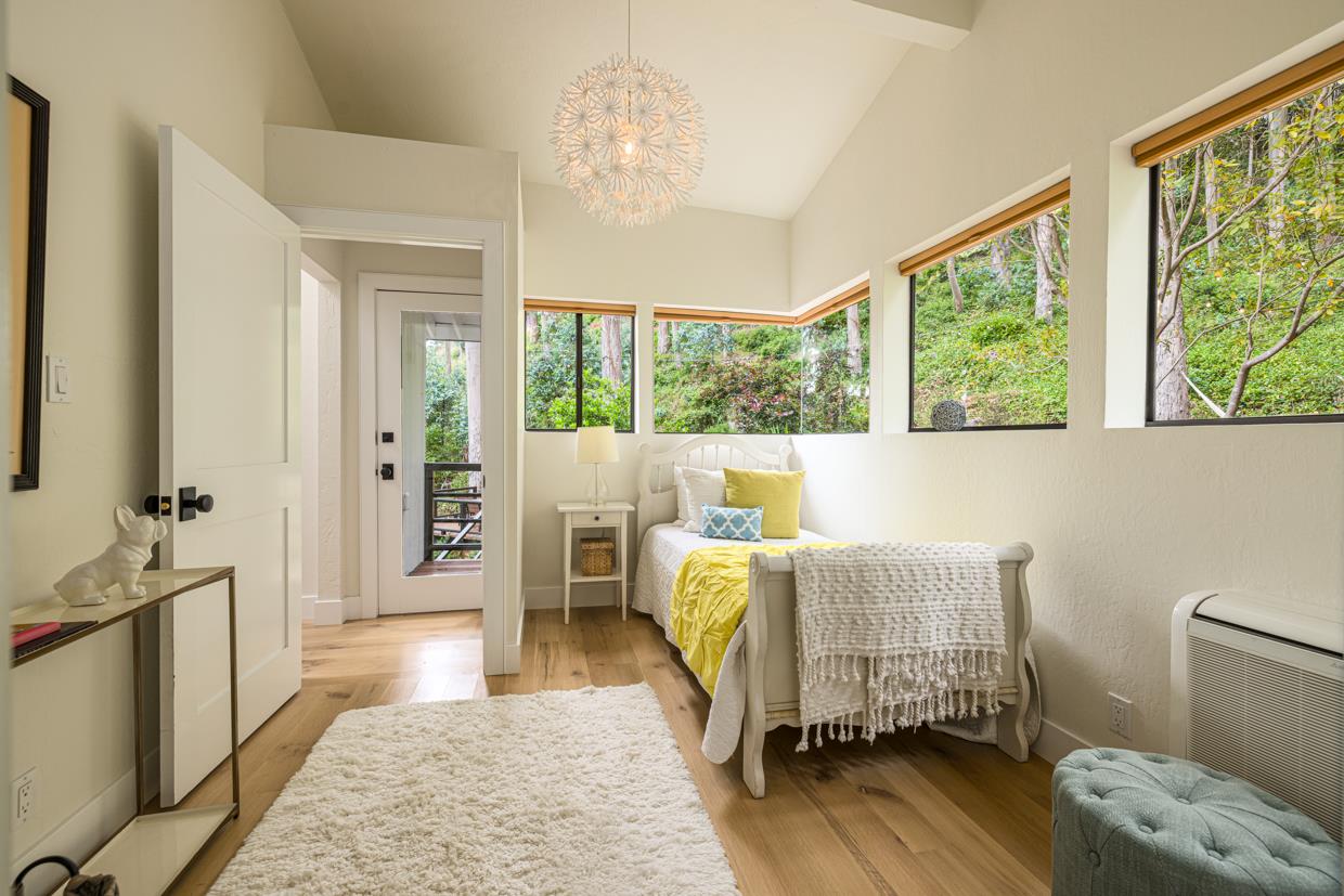 194 Del Monte Road El Granada, CA 94019 - Photo 24 of 54 Gallery Image 24