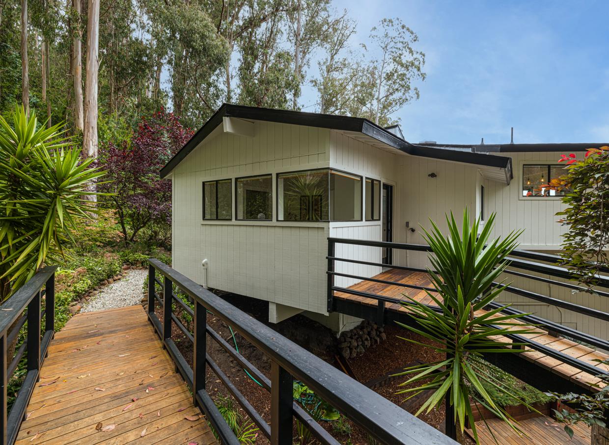 194 Del Monte Road El Granada, CA 94019 - Photo 40 of 54 Gallery Image 40