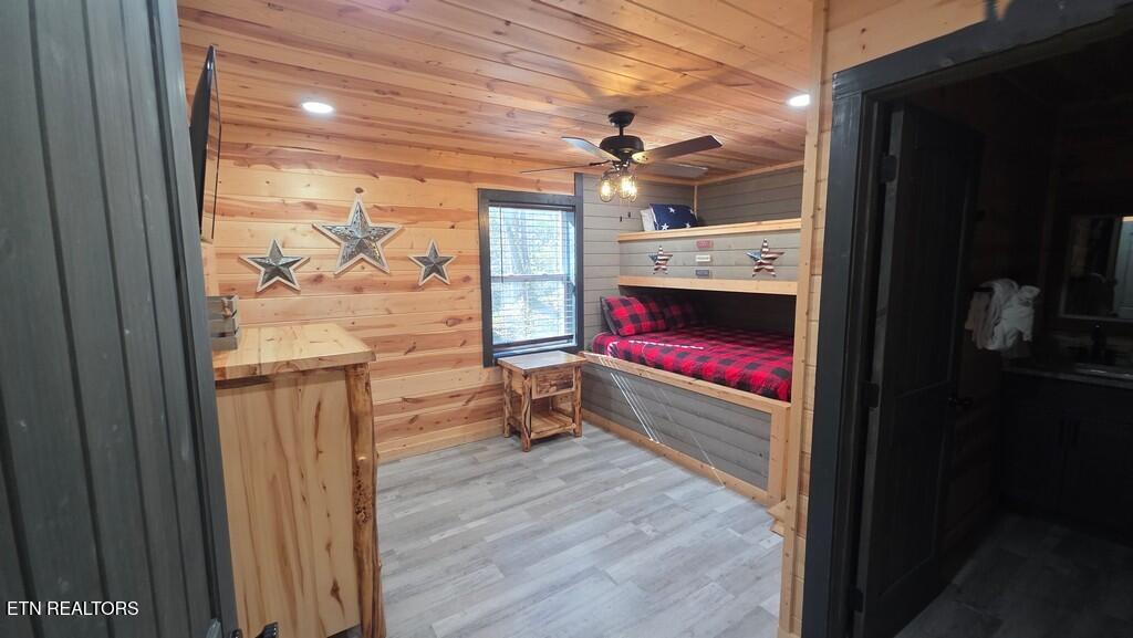 2869 Hatcher Mountain Road Sevierville, TN 37862 - Photo 36 of 43 Bed #2