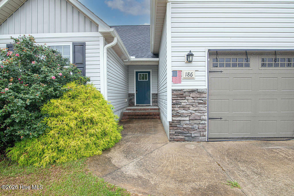 186 Peytons Ridge Drive Hubert, NC 28539 - Photo 4 of 37