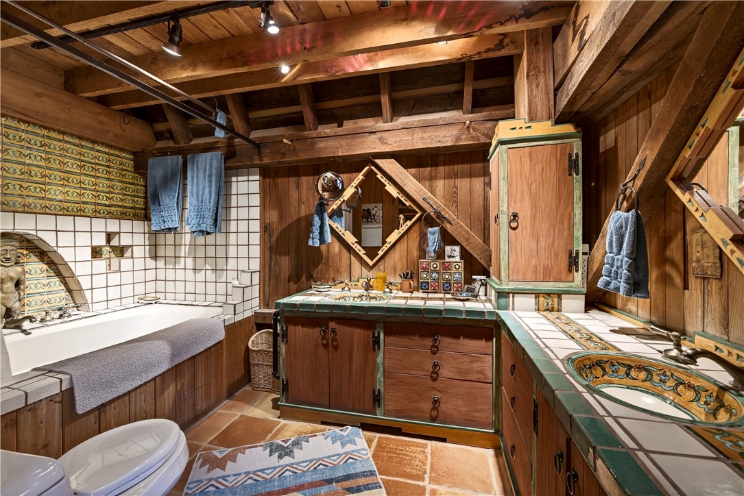 1050 Strong Road Victor, NY 14564 - Photo 31 of 50