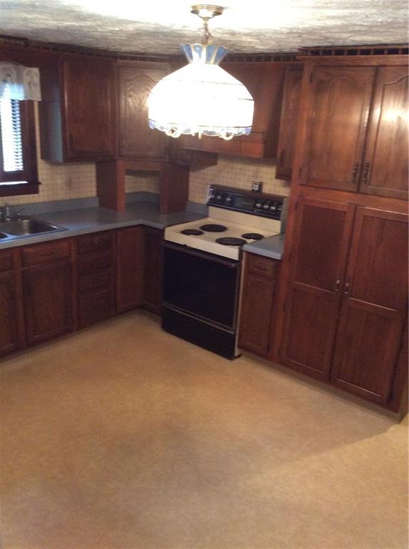 236 Nemacolin Road Carmichaels, PA 15320 - Photo 4 of 21 Gallery Image 4