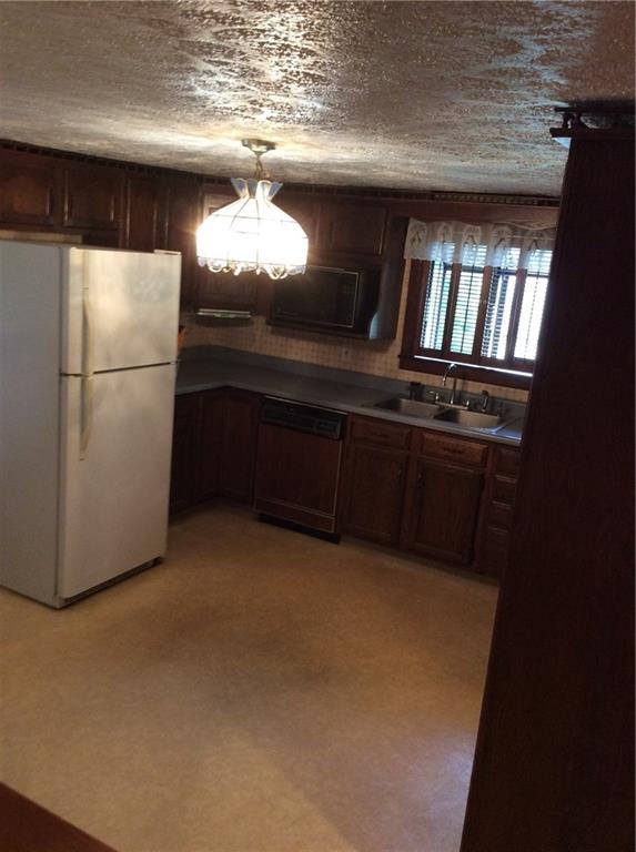 236 Nemacolin Road Carmichaels, PA 15320 - Photo 5 of 21 Gallery Image 5