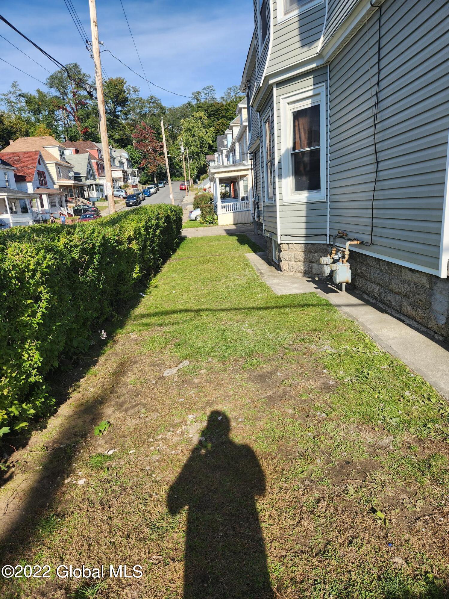 1827 Becker Street Schenectady, NY 12304 - Photo 23 of 25 20221006_153025
