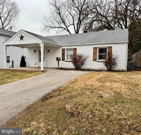 a view of a house with a outdoor space