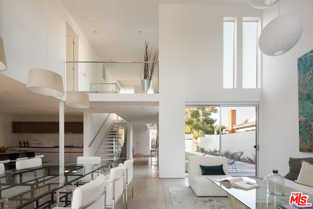 10609 Northvale Road Los Angeles, CA 90064 - Photo 15 of 19 Gallery Image 15