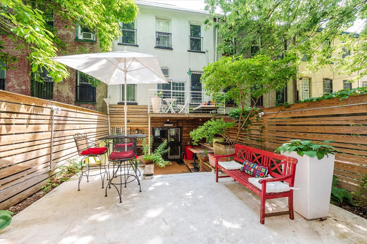 265 Putnam Avenue Brooklyn, NY 11216 - Photo 30 of 33
