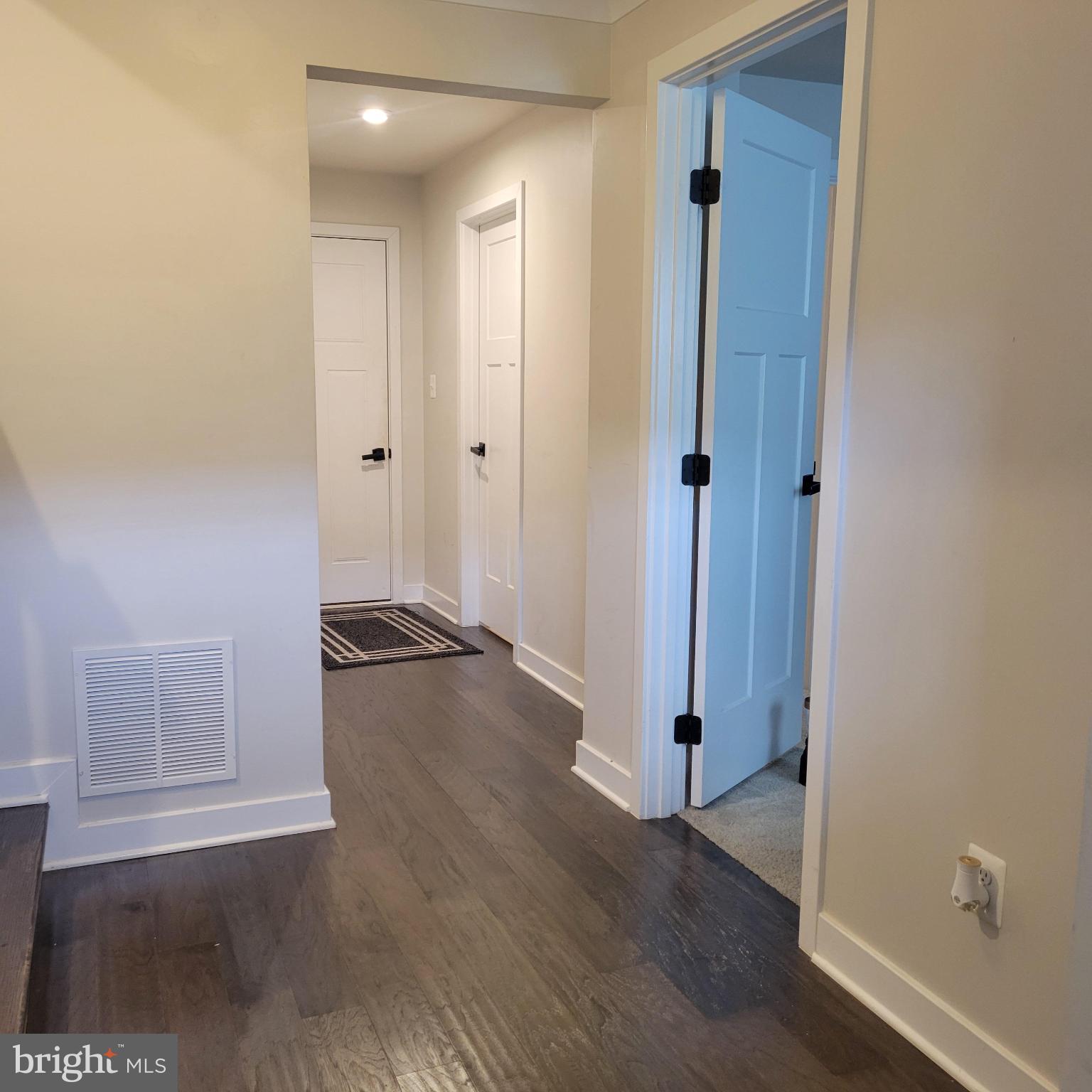 18109 Red Cedar Road Dumfries, VA 22026 - Photo 2 of 45